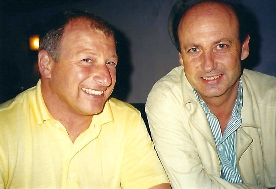 Mit dem Moderator Harry Prünster
